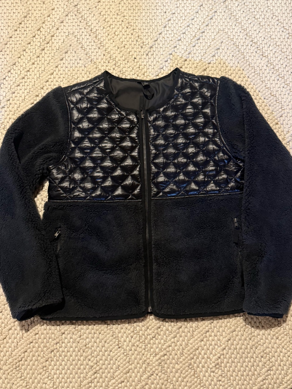 NWOT Patagonia Black Hybrid Quilted & Sherpa Fleece Jacket M